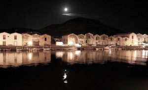 la prossima vacanza in camper Moonlight on the Temo River, Bosa,Sardinia